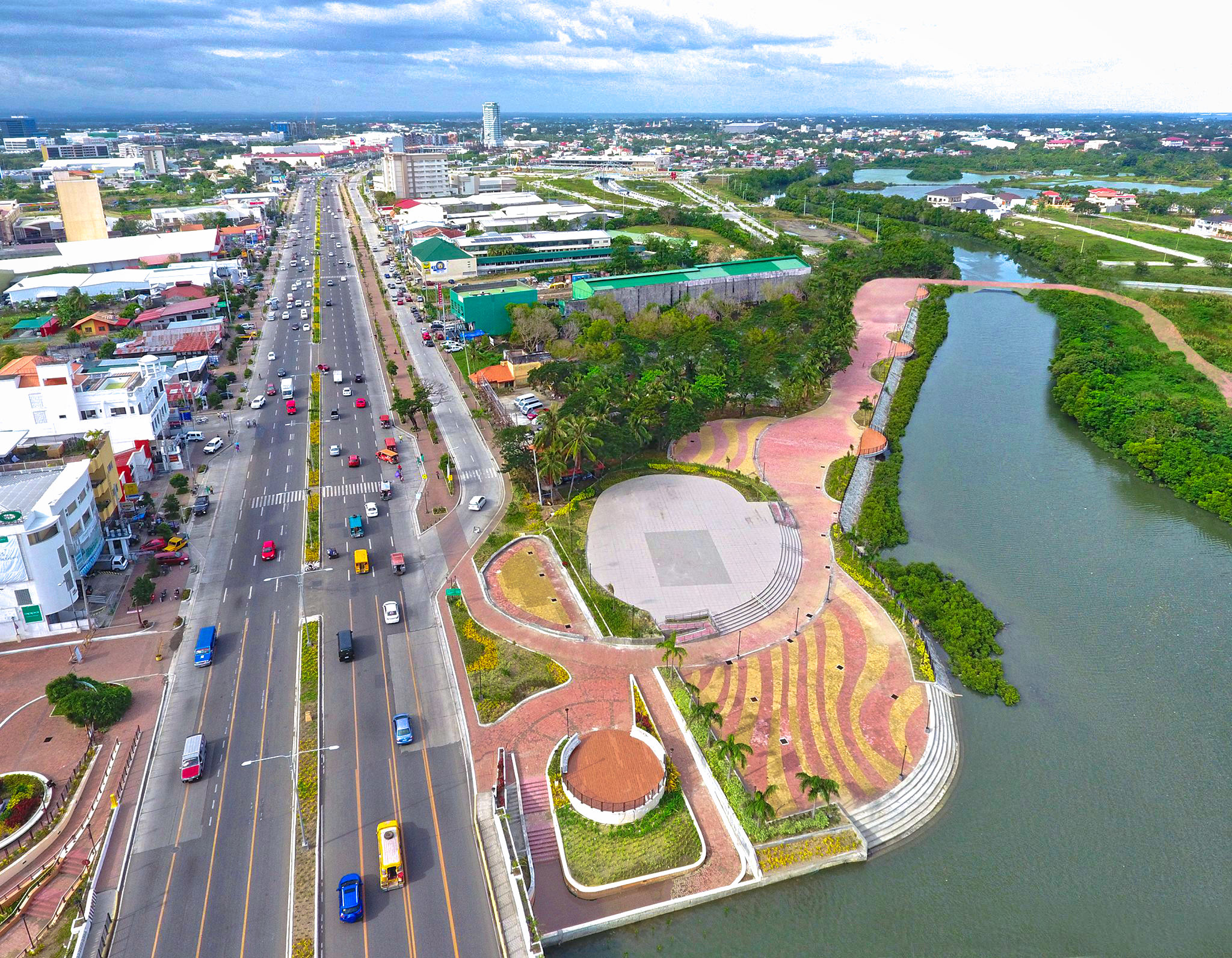 PHOTOS: Iloilo River Esplanade as of November 2018