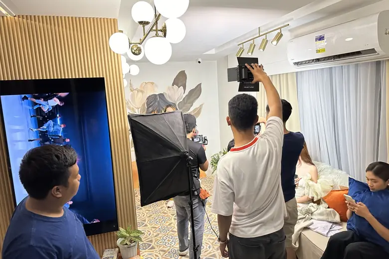 Project LUPAD crew: Showroom shoot