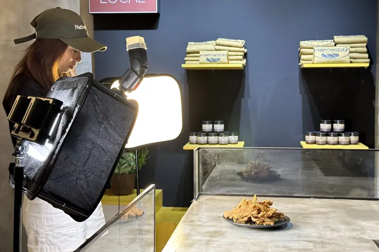 Project LUPAD crew: Product lighting